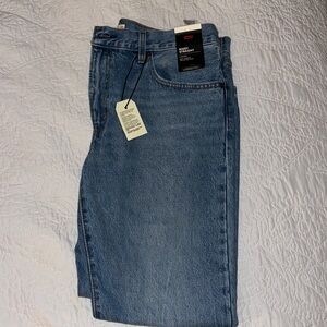 Levi’s Middy Straight Jeans- new with tags
